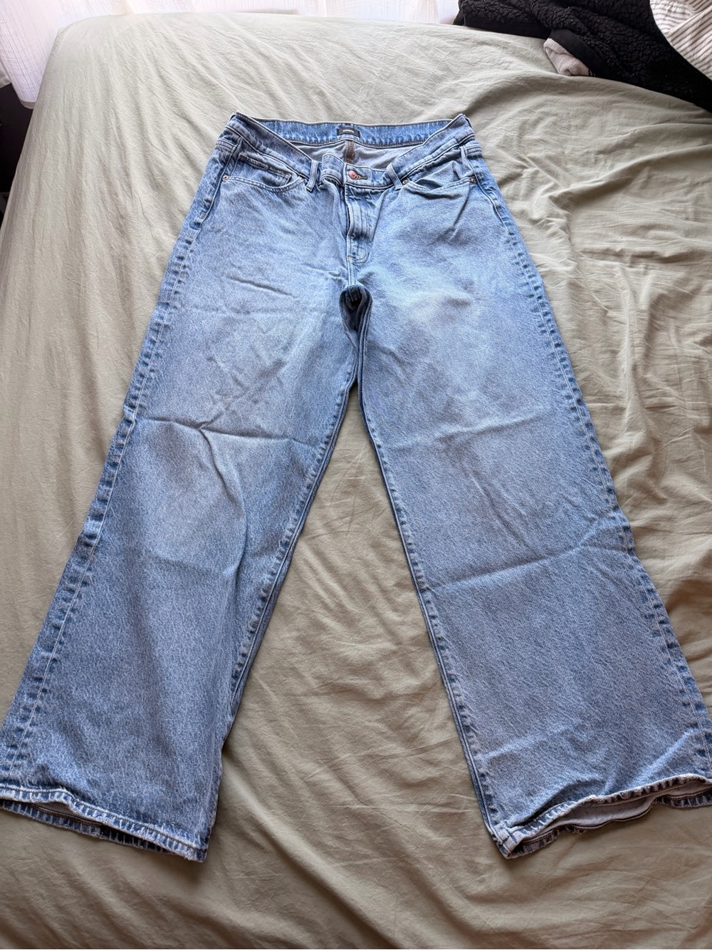 Express Light Wash Wide Leg Women’s Jeans - Casual Everyday Style